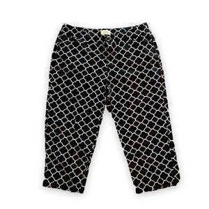 St. John's Bay Women’s 6 Cotton Chino Crop Pants Black White Geometric Mid-Rise